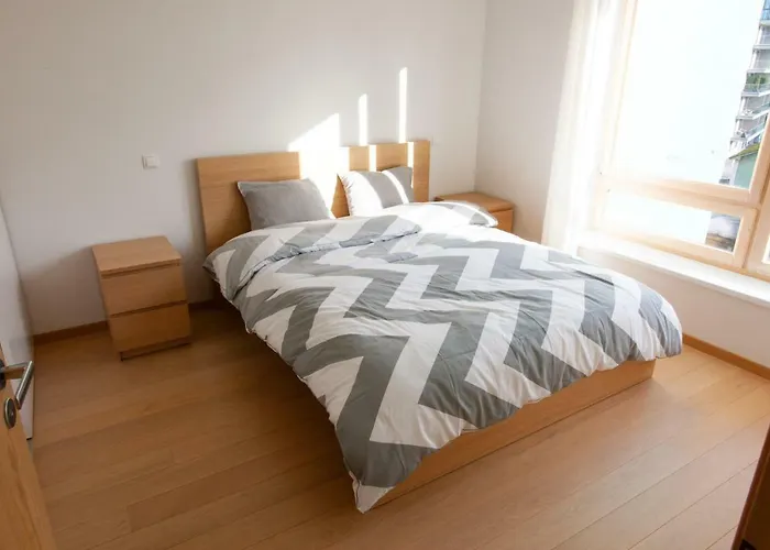 Quiet & Modern Downtown 1Br, Near Bus Station & Airport
