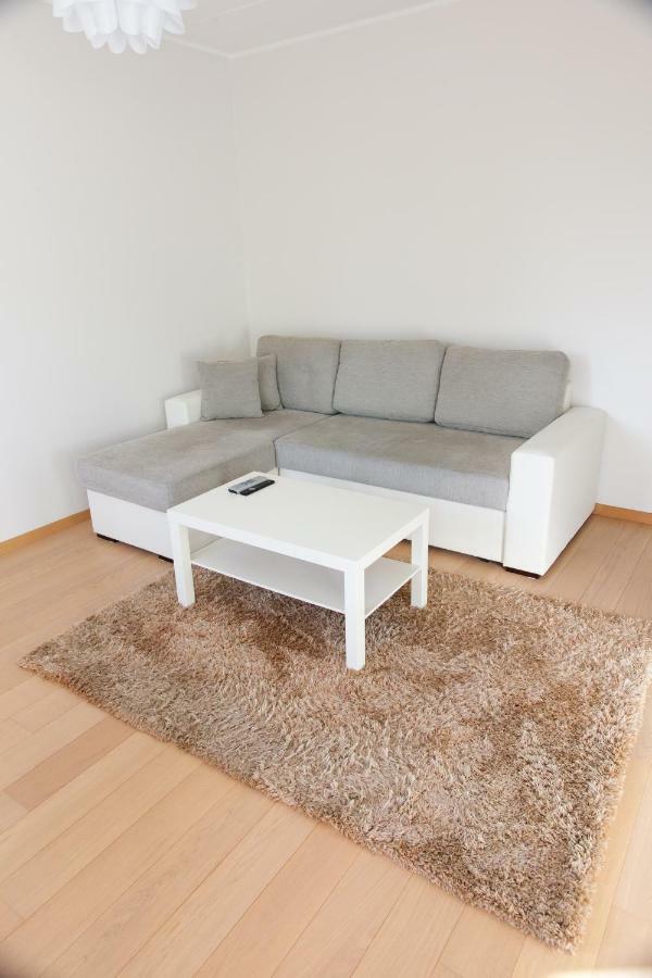 Quiet & Modern Downtown 1br, Near Bus Station & Airport * Талин