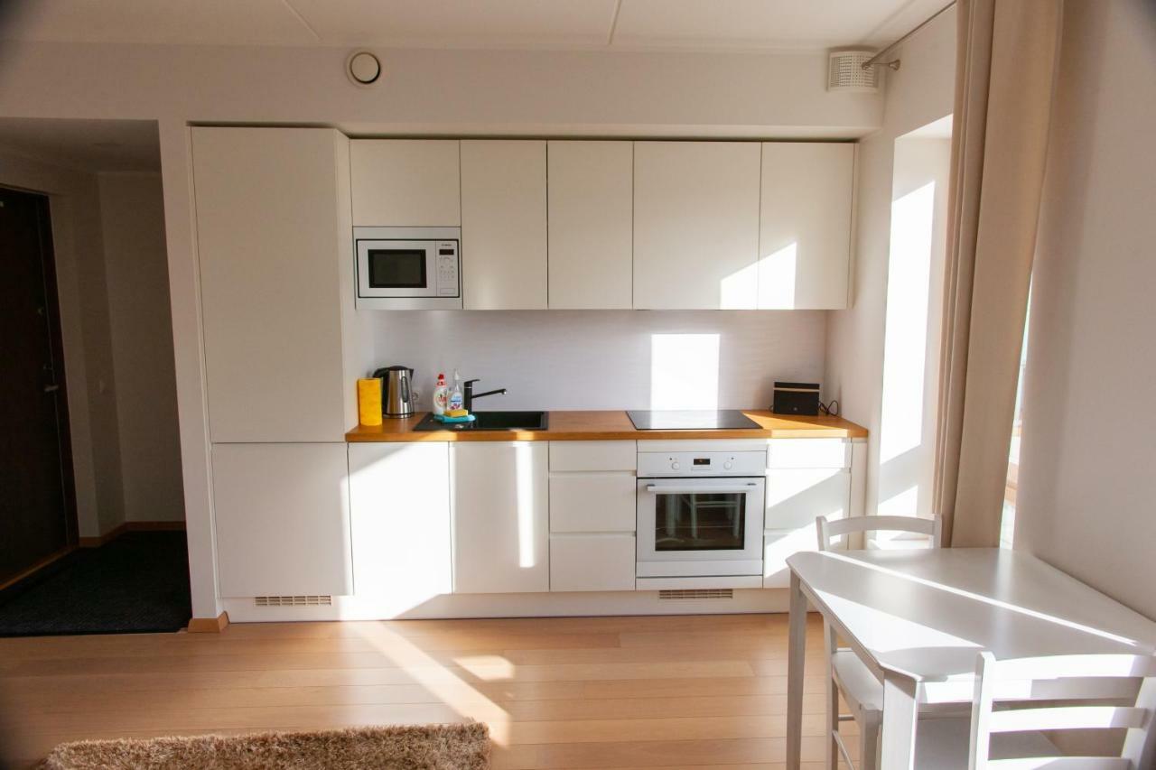 Апартамент Quiet & Modern Downtown 1br, Near Bus Station & Airport *